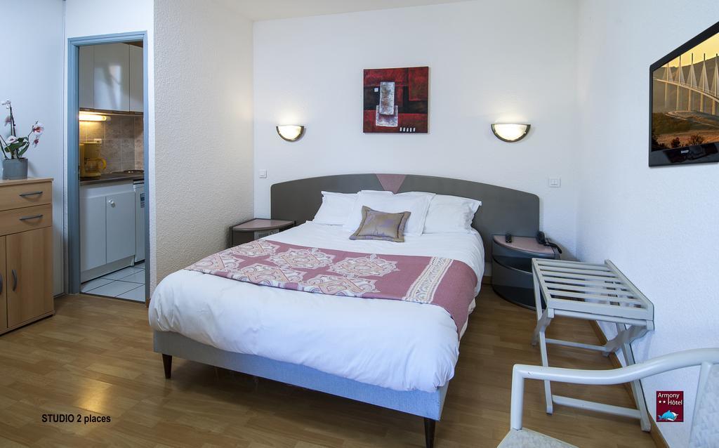 Hotel Armony Laissac Екстер'єр фото